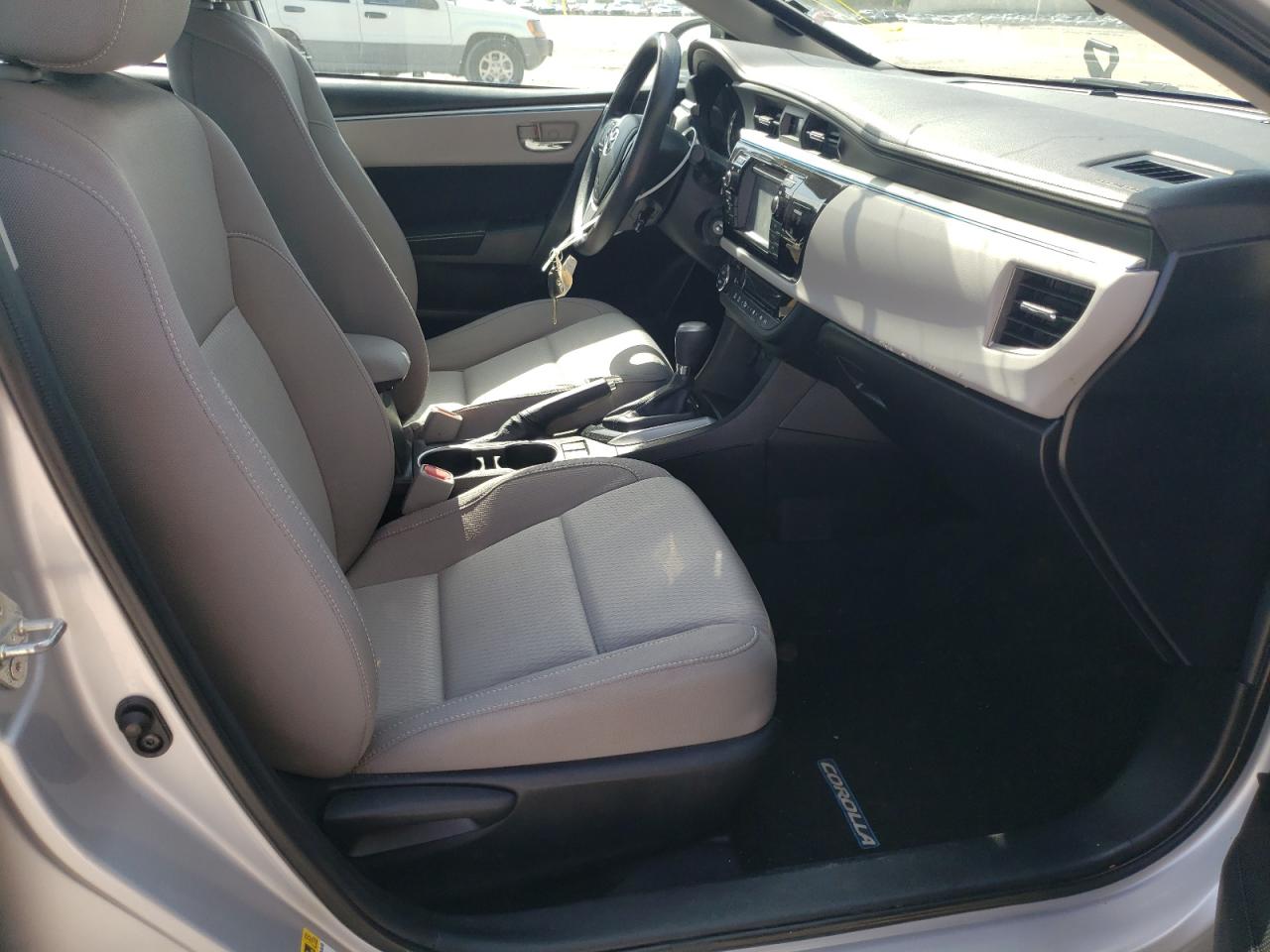 Photo 5 from auction – 2014 TOYOTA COROLLA L with VIN 5YFBURHE4EP128658