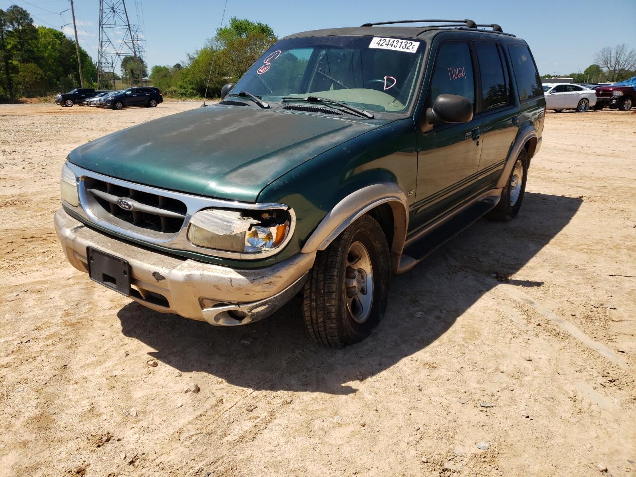 Photo 2 from auction – 1999 FORD EXPLORER with VIN 1FMZU32P2XZC00953