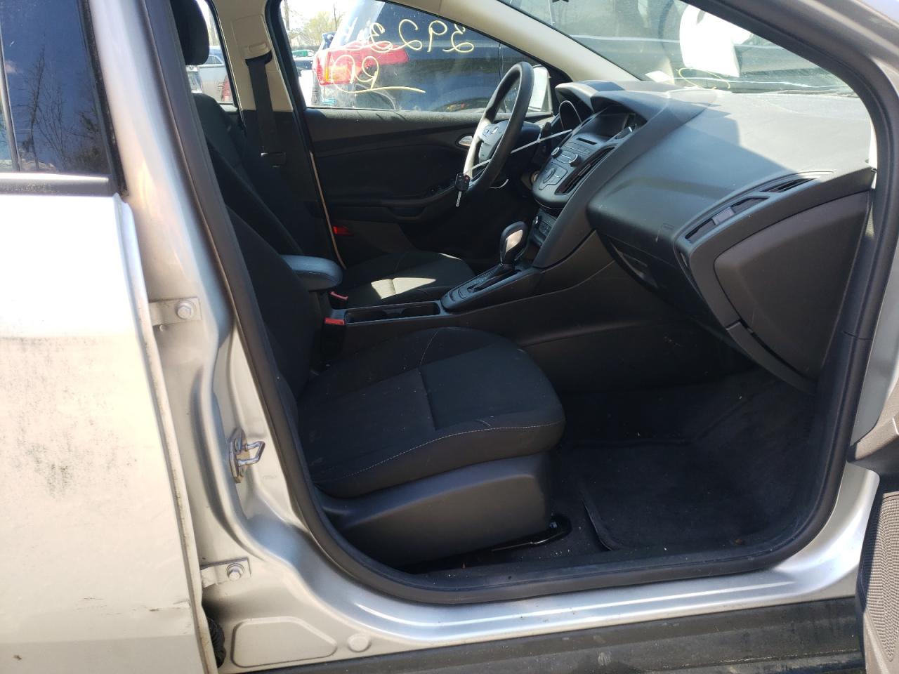 Photo 5 from auction – 2017 FORD FOCUS SE with VIN 1FADP3F29HL309067