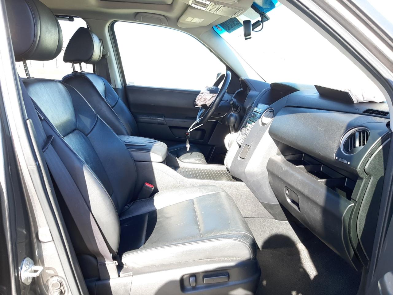 Photo 5 from auction – 2011 HONDA PILOT EXL with VIN 5FNYF3H67BB009388