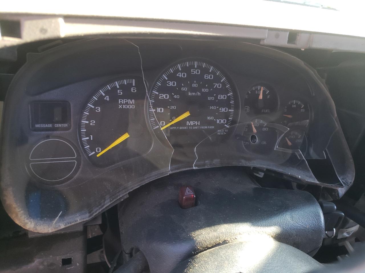 Photo 8 from auction – 2001 CHEVROLET SILVERADO with VIN 2GCEC19W311229434