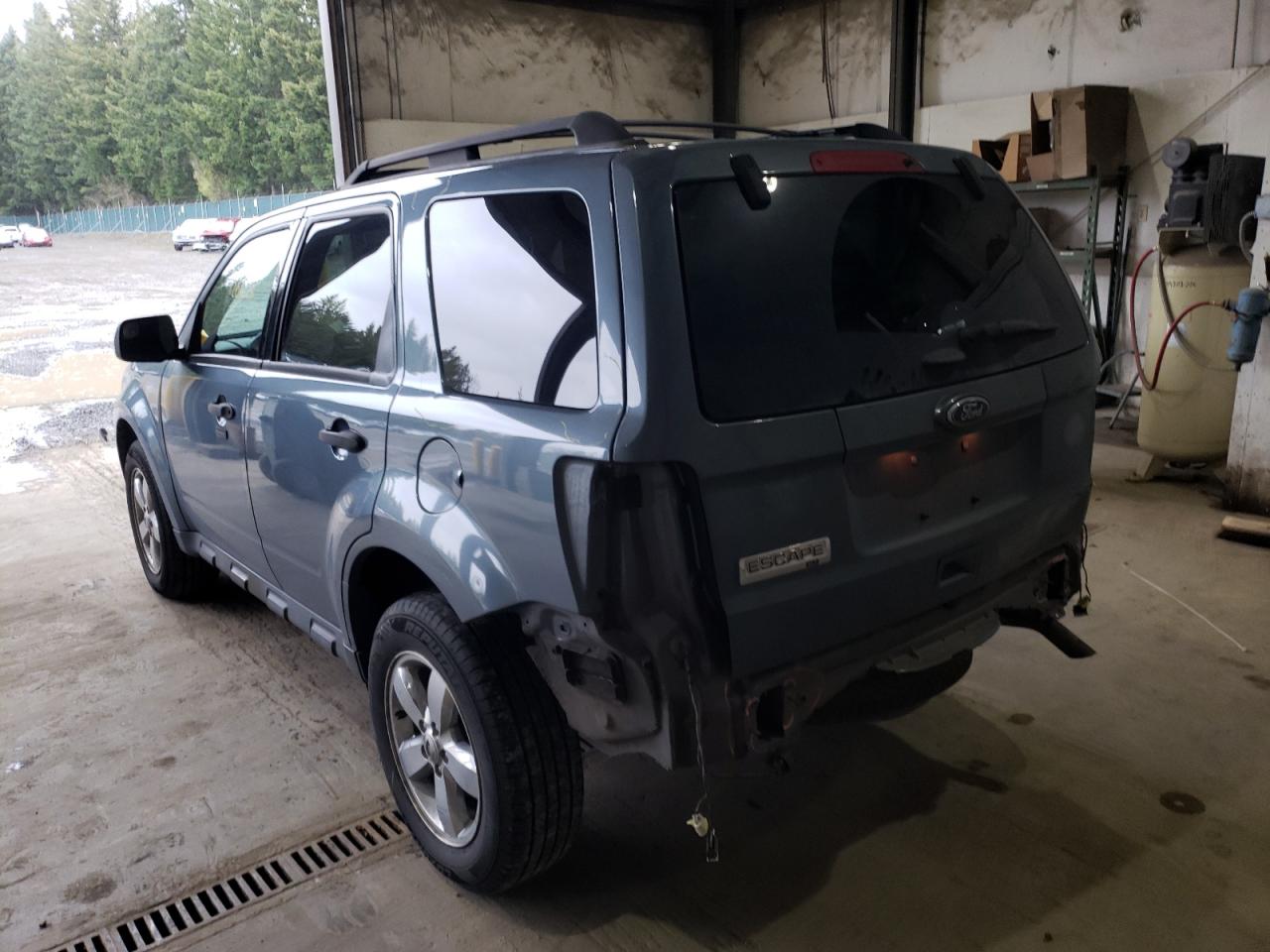 Photo 3 from auction – 2011 FORD ESCAPE XLT with VIN 1FMCU9D76BKB14634