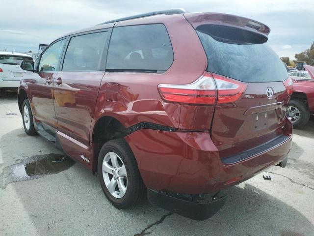 Photo 3 from auction – 2017 TOYOTA SIENNA LE with VIN 5TDKZ3DC2HS830380