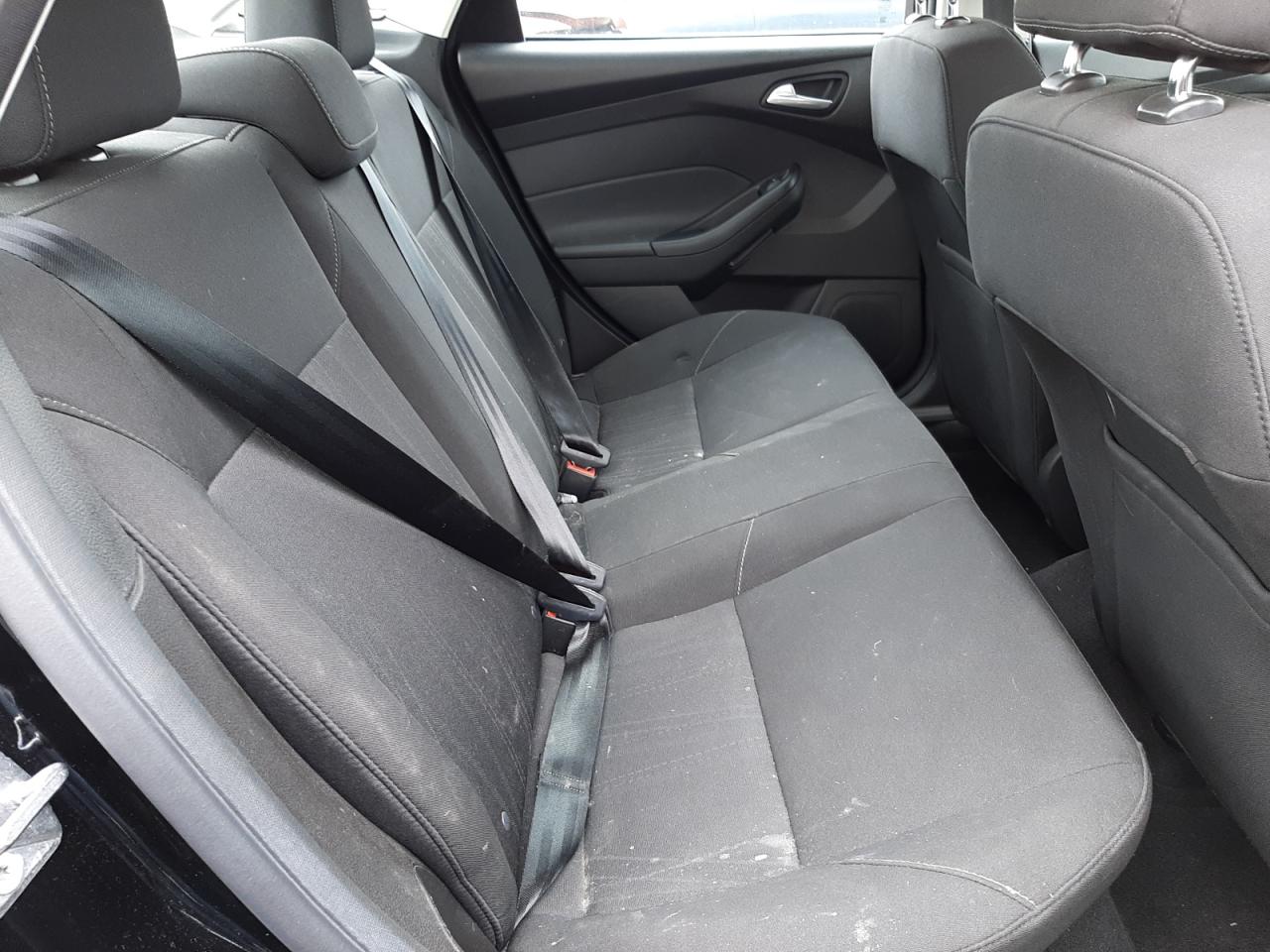Photo 6 from auction – 2017 FORD FOCUS SE with VIN 1FADP3F29HL209874