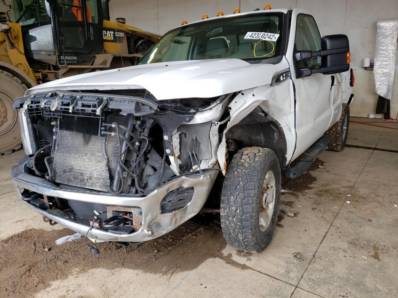 Photo 2 from auction – 2012 FORD F250 SUPER with VIN 1FTBF2B68CED11123