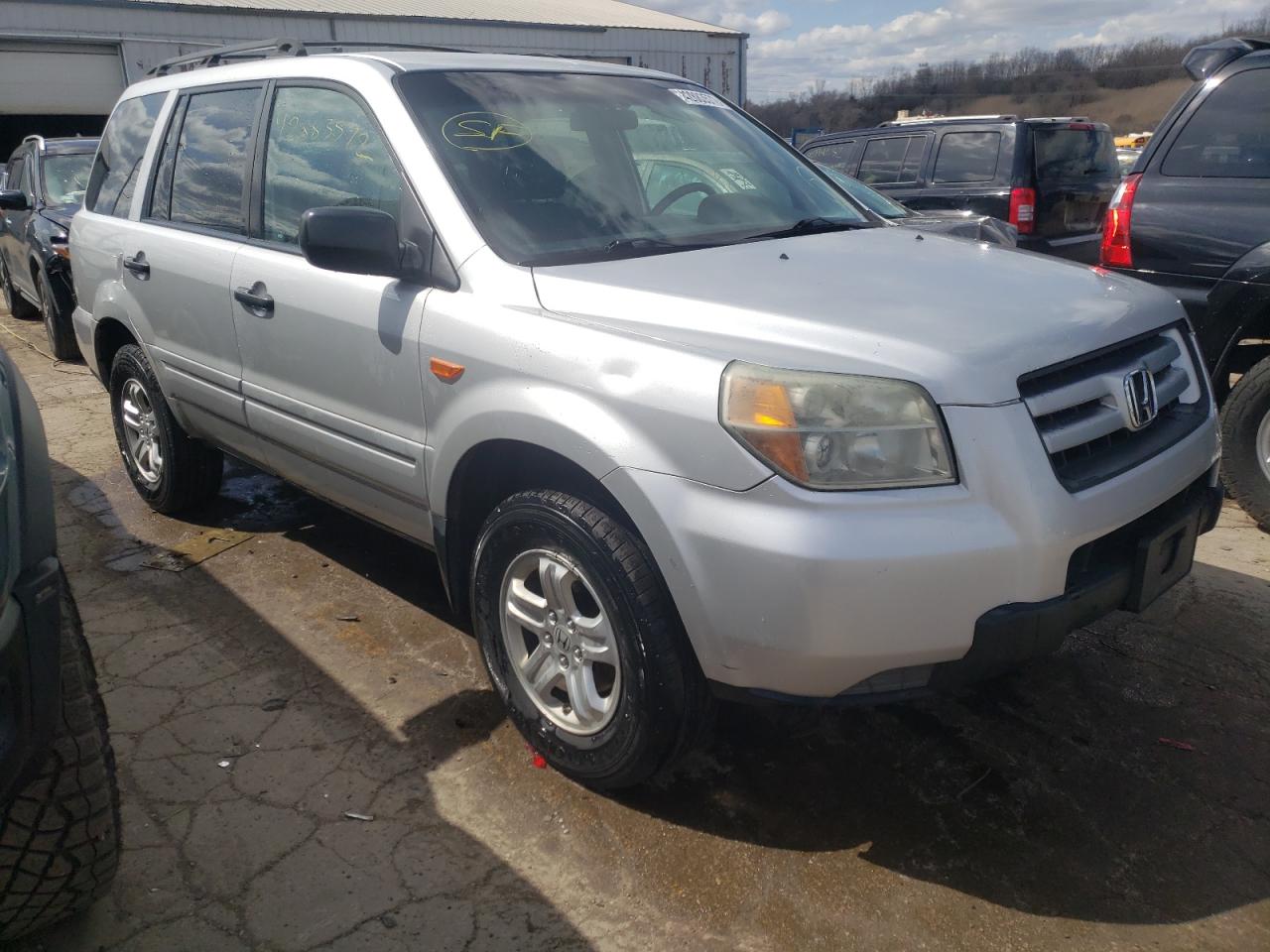 Photo 1 from auction – 2006 HONDA PILOT LX with VIN 5FNYF18186B012122