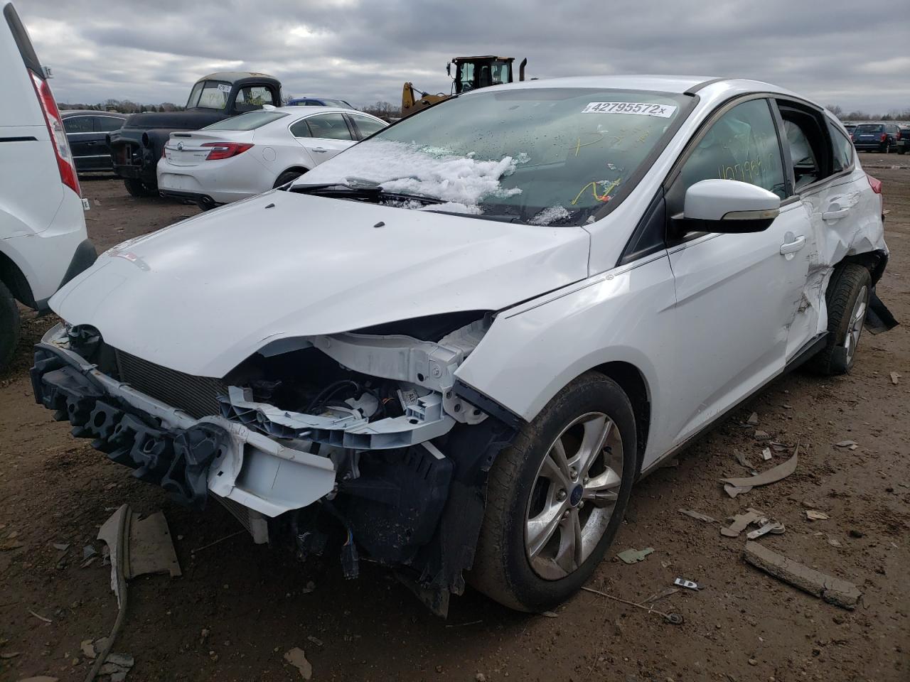 Photo 2 from auction – 2013 FORD FOCUS SE with VIN 1FADP3K20DL339011