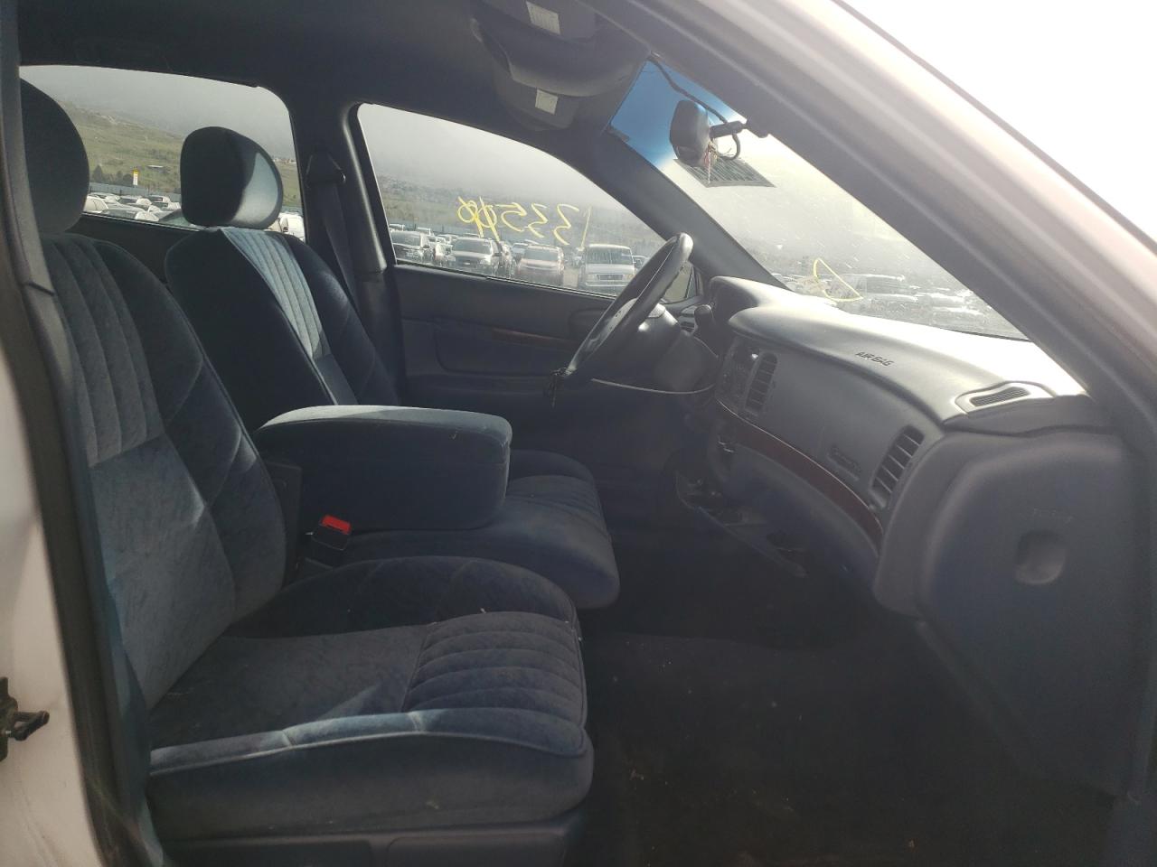 Photo 5 from auction – 2000 CHEVROLET IMPALA with VIN 2G1WF55E0Y9233381