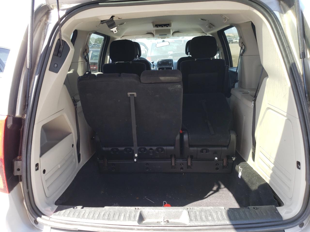 Photo 9 from auction – 2012 DODGE GRAND CARA with VIN 2C4RDGCG6CR309396