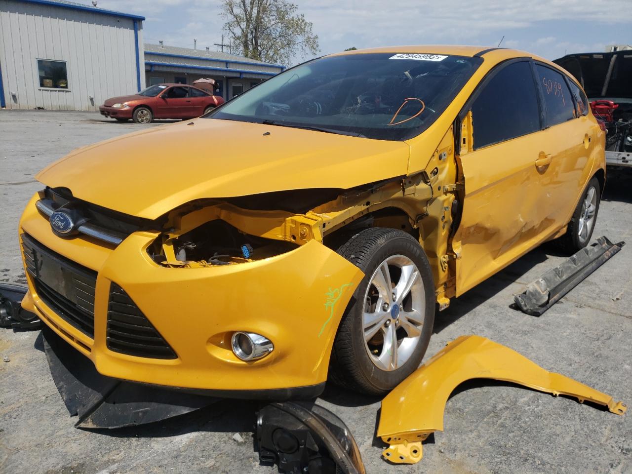 Photo 2 from auction – 2012 FORD FOCUS SE with VIN 1FAHP3K25CL188683