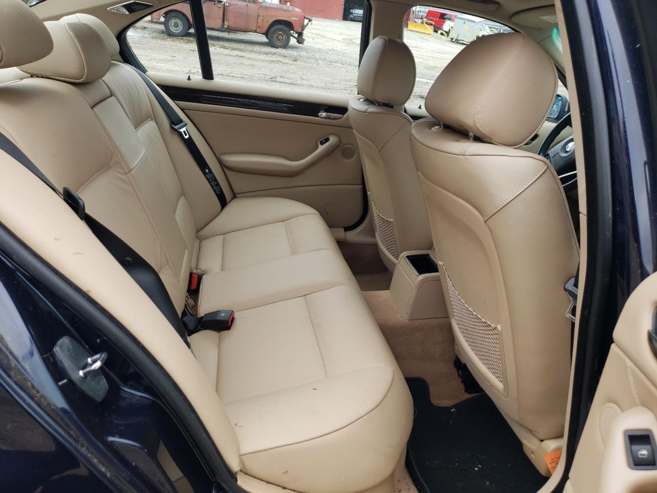 Photo 6 from auction – 2003 BMW 330 XI with VIN WBAEW53413PG10145