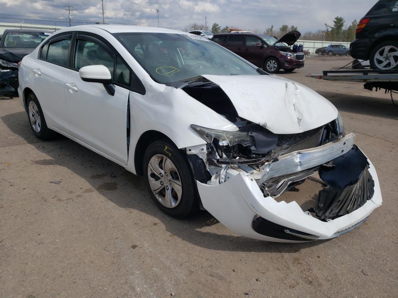 HONDA CIVIC LX 2014 with VIN 19XFB2F59EE202711 - Photo from auction