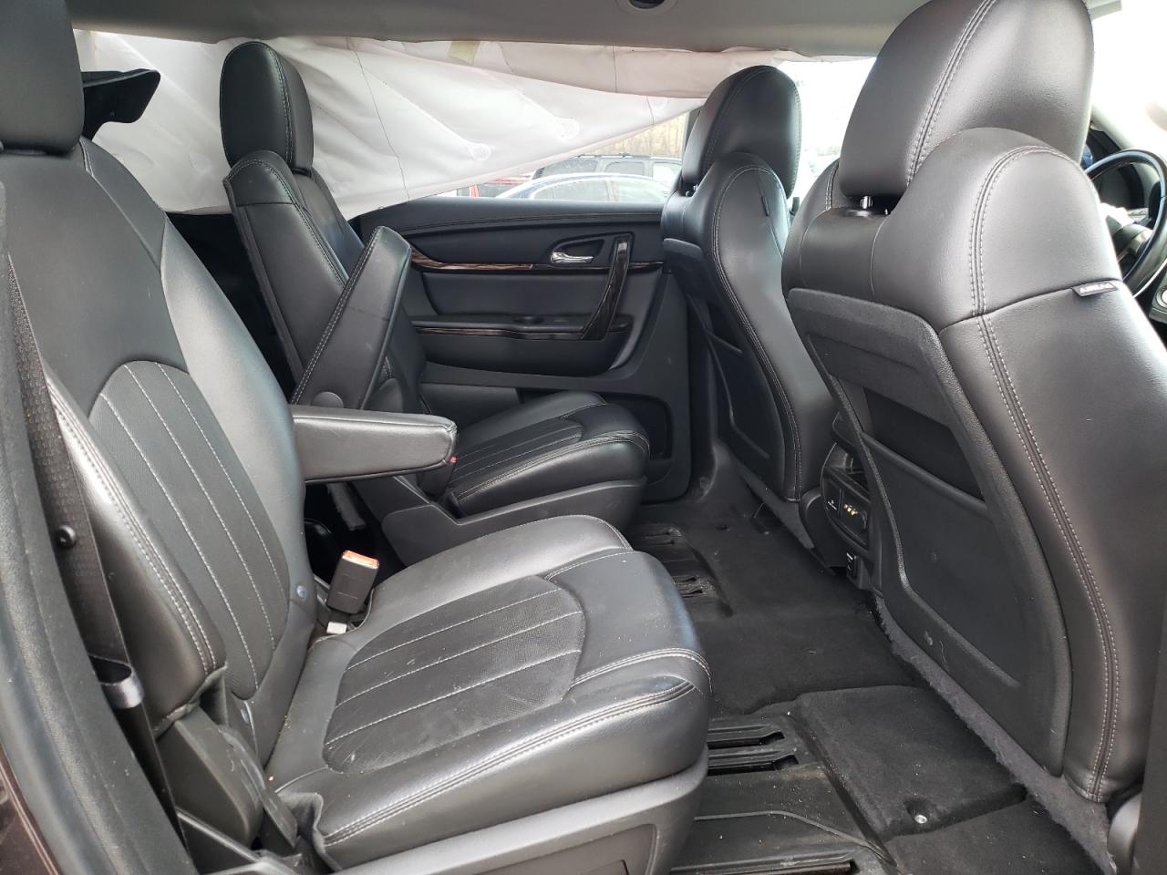 Zdjęcie 6 z aukcji – 2016 GMC ACADIA DEN z VIN 1GKKRTKD1GJ137893