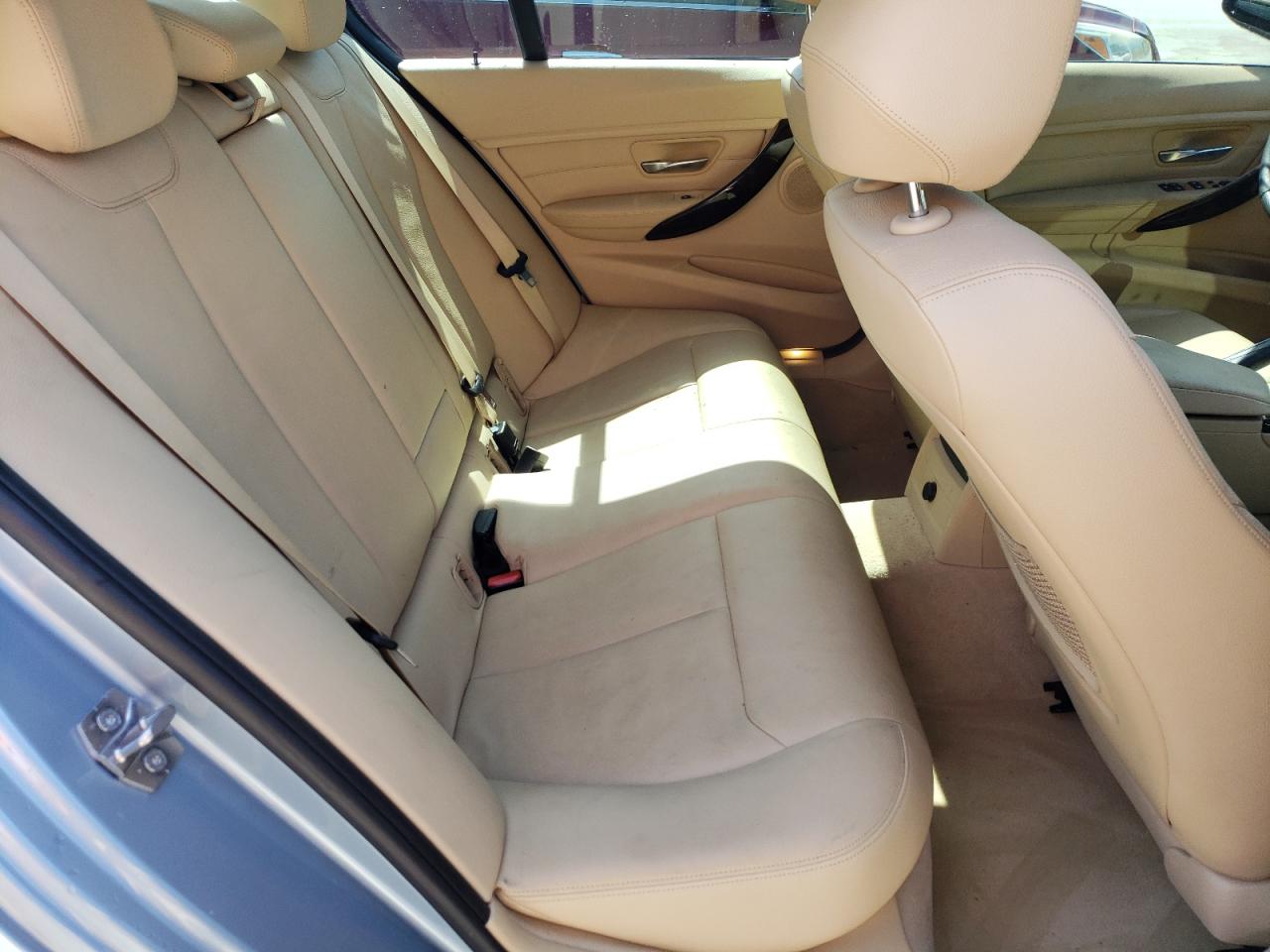Photo 6 from auction – 2015 BMW 328 I with VIN WBA3A5C52FF607650