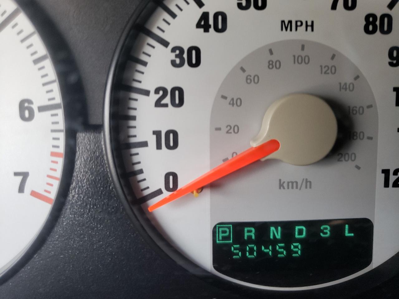 Photo 8 from auction – 2005 DODGE STRATUS SX with VIN 1B3EL46X15N667972