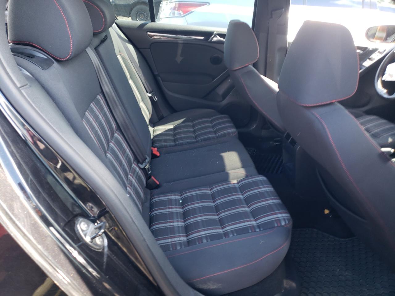 Photo 6 from auction – 2012 VOLKSWAGEN GTI with VIN WVWGD7AJ7CW101007