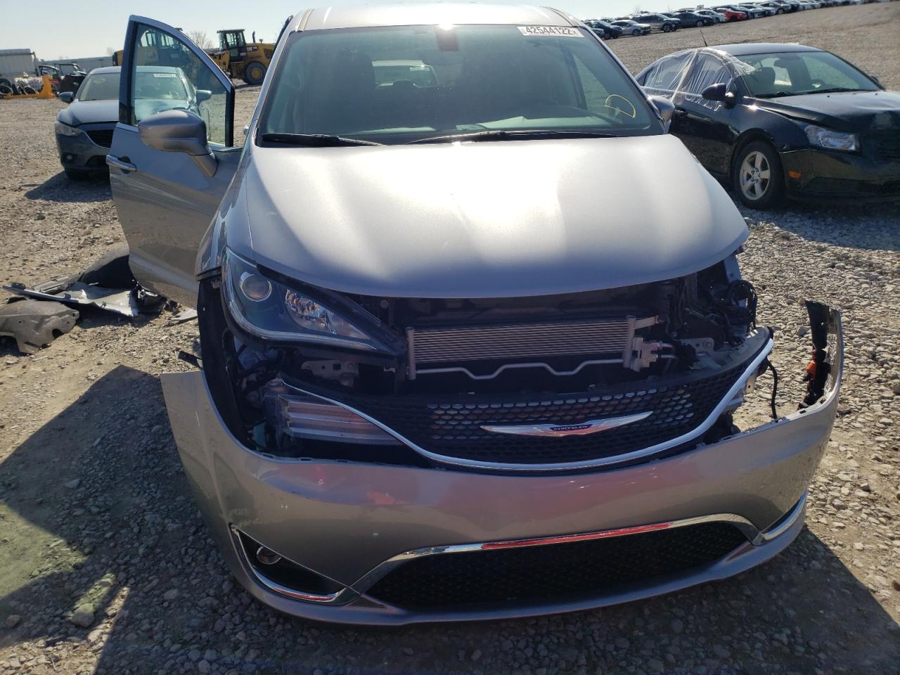 Photo 9 from auction – 2020 CHRYSLER PACIFICA T with VIN 2C4RC1FG0LR192829