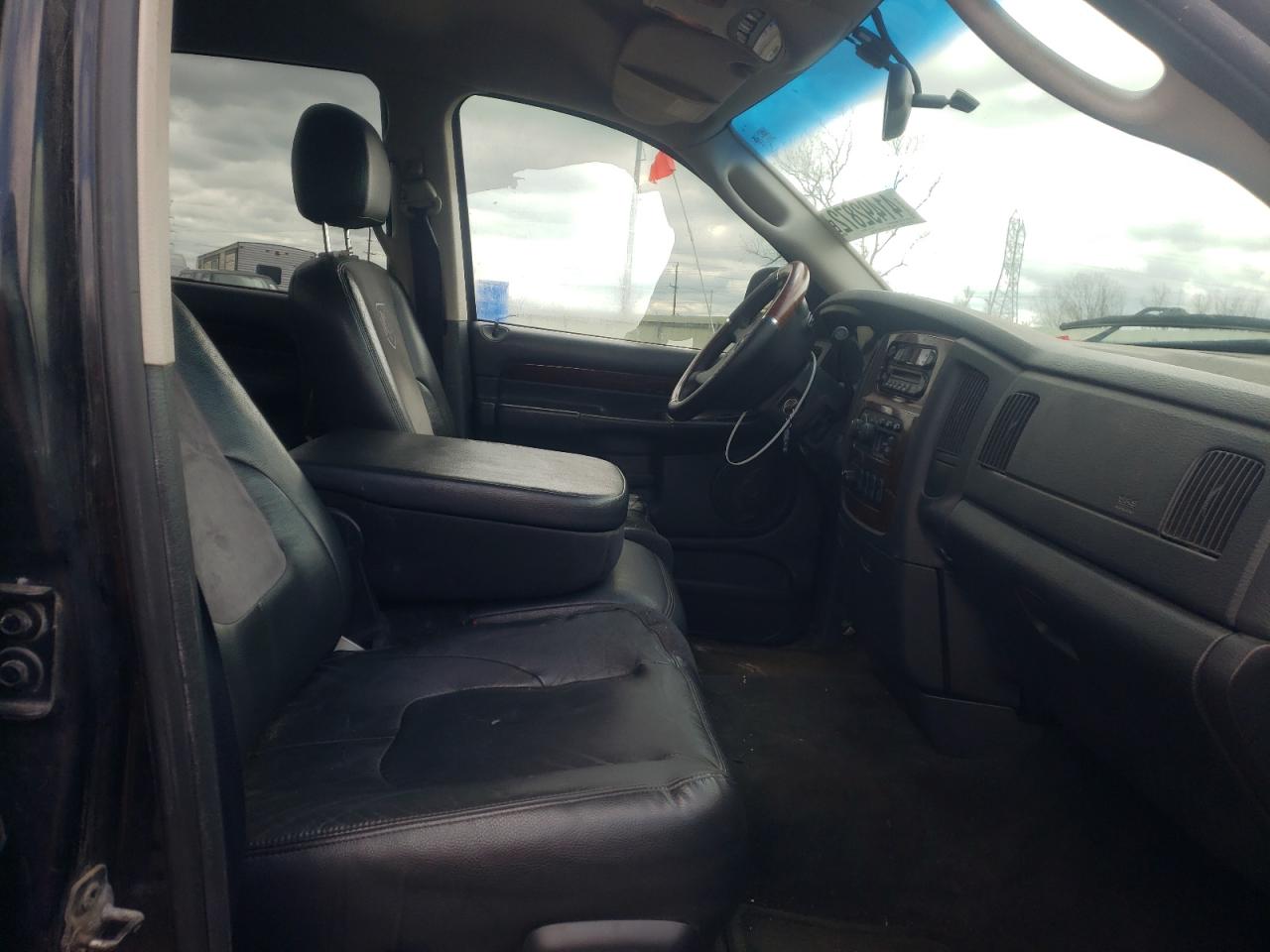 Photo 5 from auction – 2002 DODGE RAM 1500 with VIN 1D7HU18Z12J198073