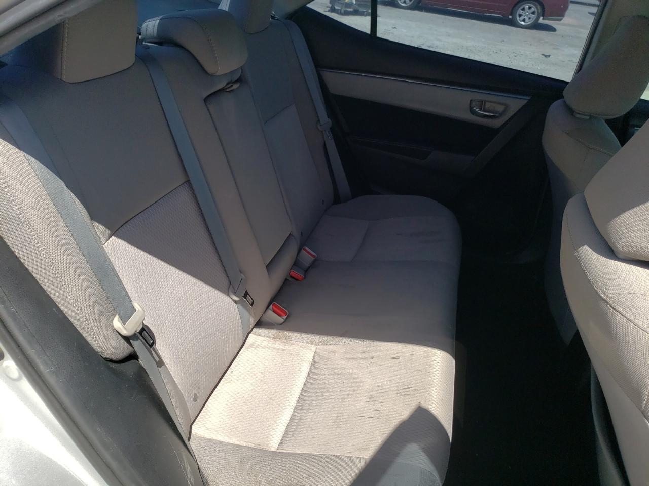 Photo 6 from auction – 2015 TOYOTA COROLLA L with VIN 5YFBURHE4FP298620