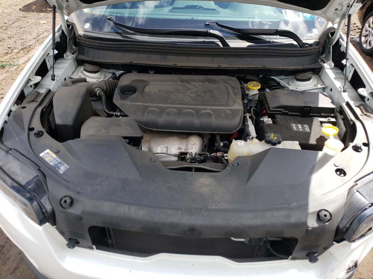 Photo 7 from auction – 2019 JEEP CHEROKEE L with VIN 1C4PJMLB8KD293092