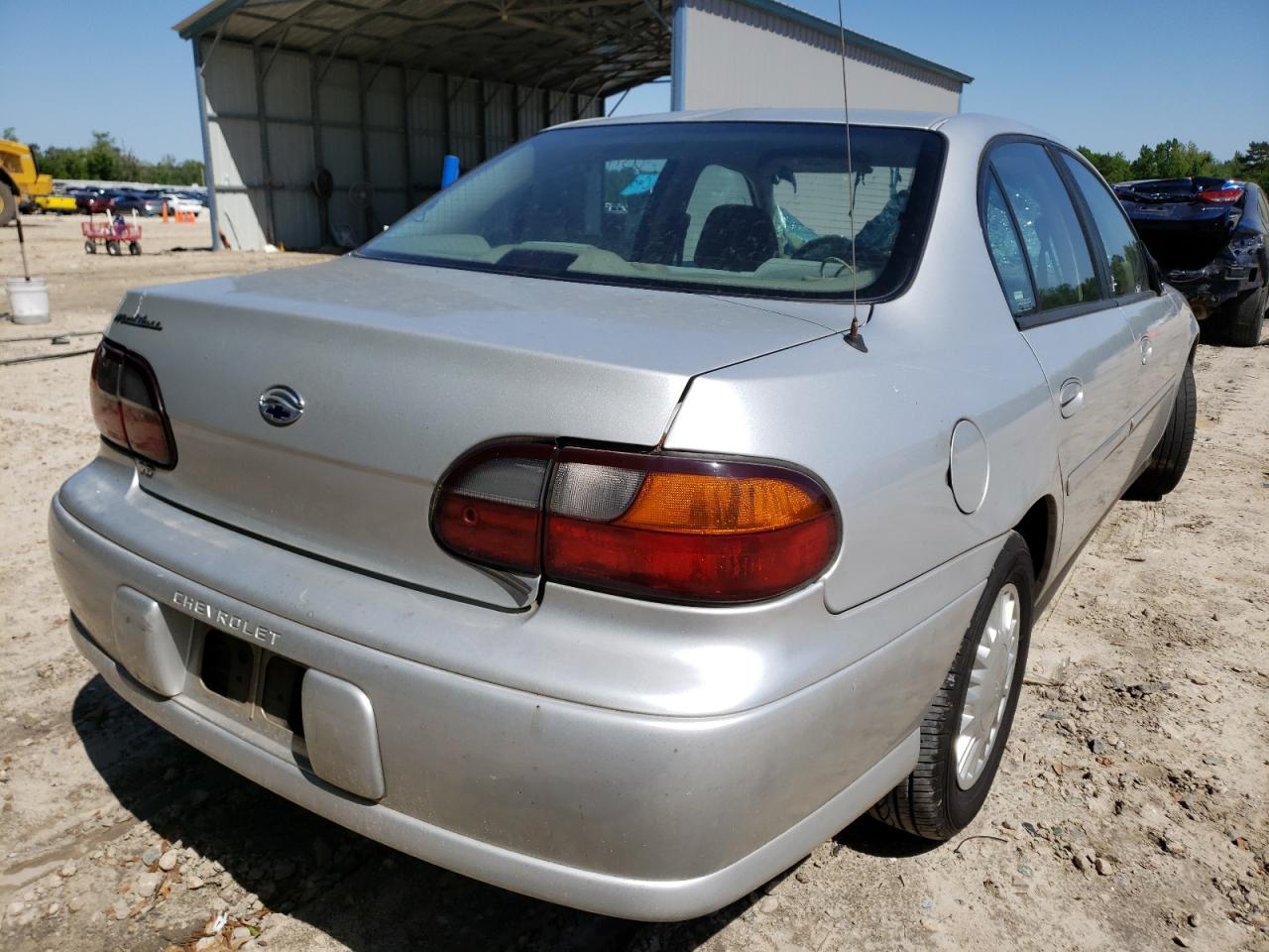 Photo 4 from auction – 2001 CHEVROLET MALIBU with VIN 1G1ND52J516146544