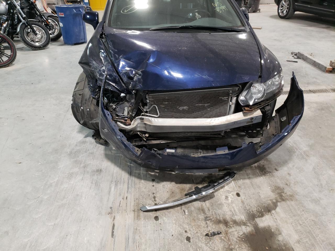 Photo 9 from auction – 2009 HONDA CIVIC LX with VIN 19XFA165X9E045791