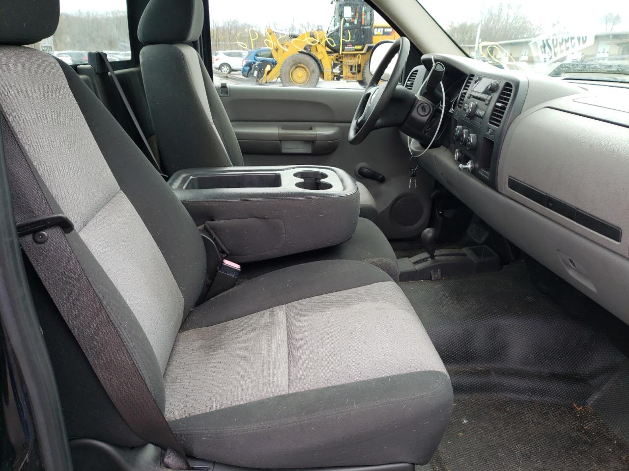Photo 6 from auction – 2008 CHEVROLET SILVERADO with VIN 1GCEK14088Z164829