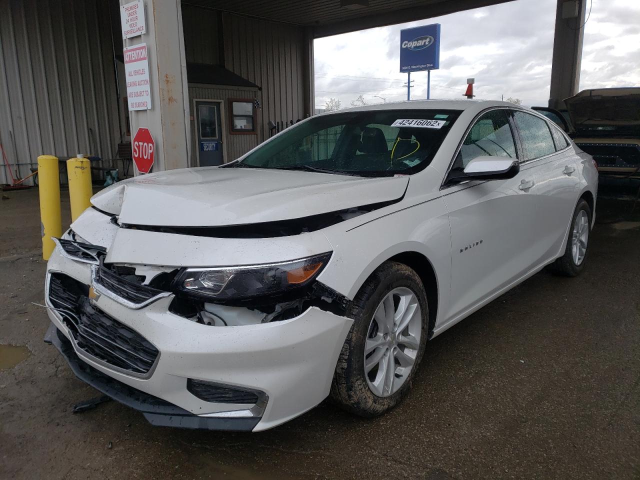 Photo 2 from auction – 2016 CHEVROLET MALIBU LT with VIN 1G1ZE5ST5GF355730