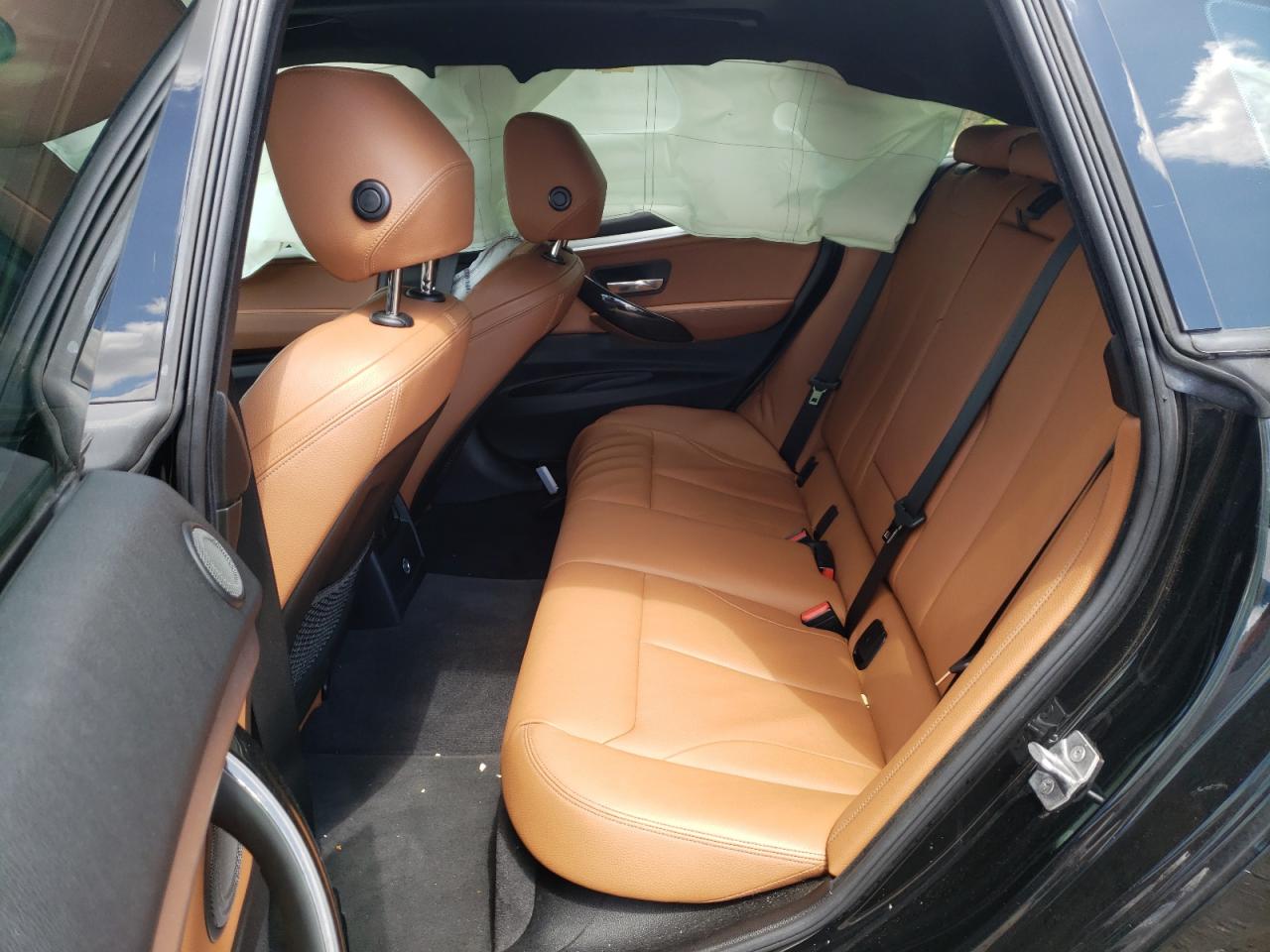 Photo 6 from auction – 2017 BMW 340 XIGT with VIN WBA8Y3C30HG450976