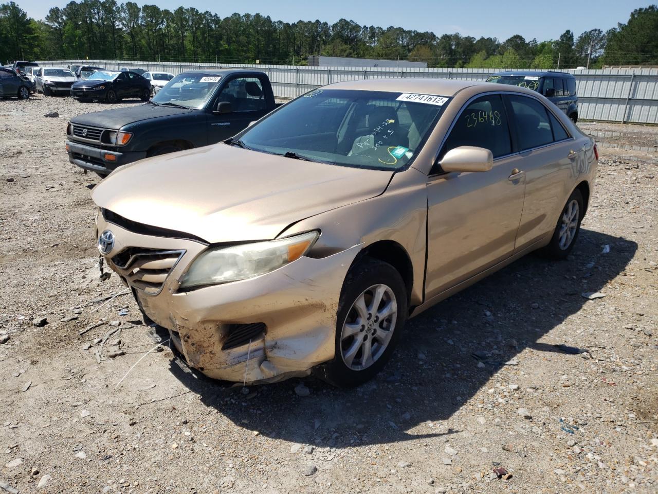 Photo 2 from auction – 2011 TOYOTA CAMRY BASE with VIN 4T1BF3EK5BU224410