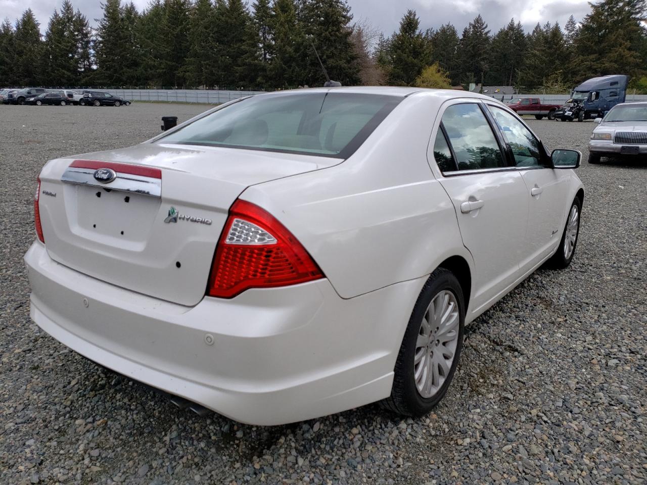 Photo 4 from auction – 2012 FORD FUSION HYB with VIN 3FADP0L33CR168034