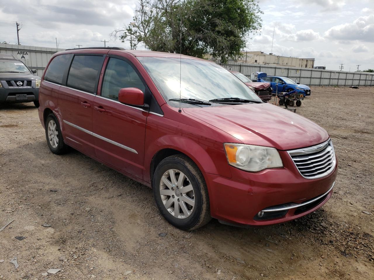 CHRYSLER TOWN & COU 2014 with VIN 2C4RC1BG8ER296056 - Photo from auction