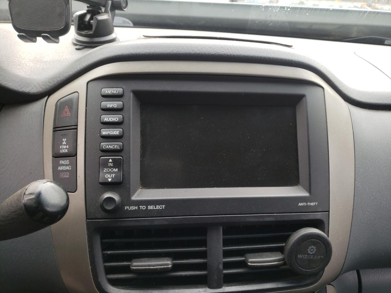Photo 9 from auction – 2006 HONDA PILOT EX with VIN 2HKYF18716H502066