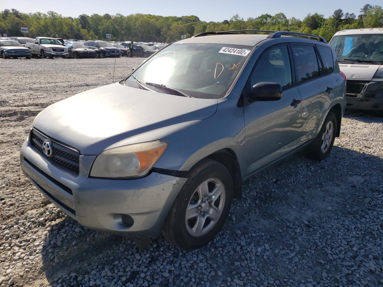 Photo 2 from auction – 2007 TOYOTA RAV4 with VIN JTMZD33V175045594