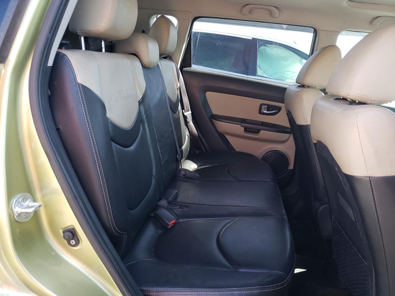 Zdjęcie 6 z aukcji – 2013 KIA SOUL + z VIN KNDJT2A66D7576618