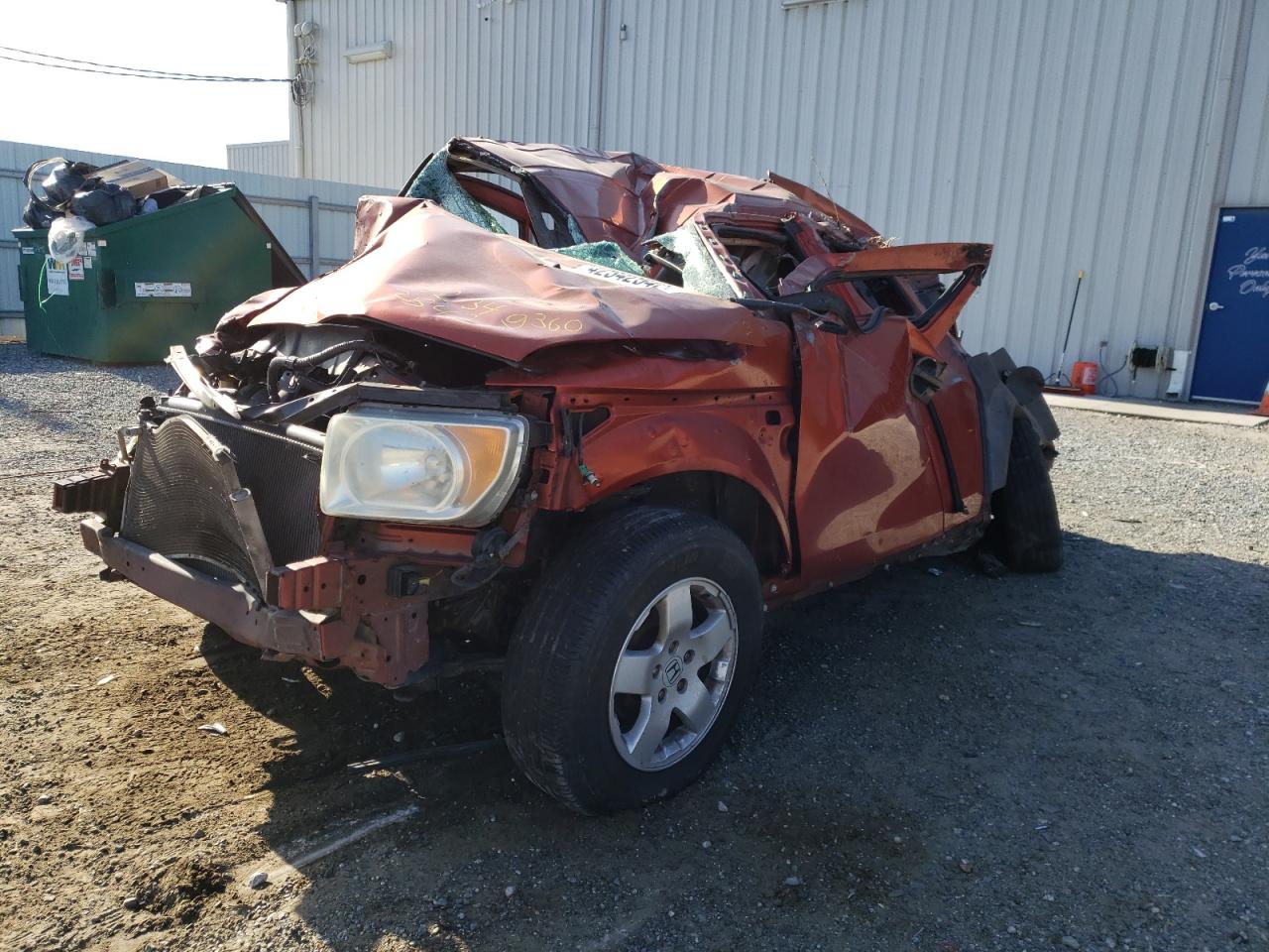 Photo 2 from auction – 2003 HONDA ELEMENT EX with VIN 5J6YH18513L019199