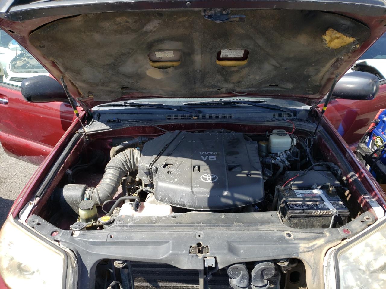 Photo 7 from auction – 2006 TOYOTA 4RUNNER SR with VIN JTEZU14R368043506