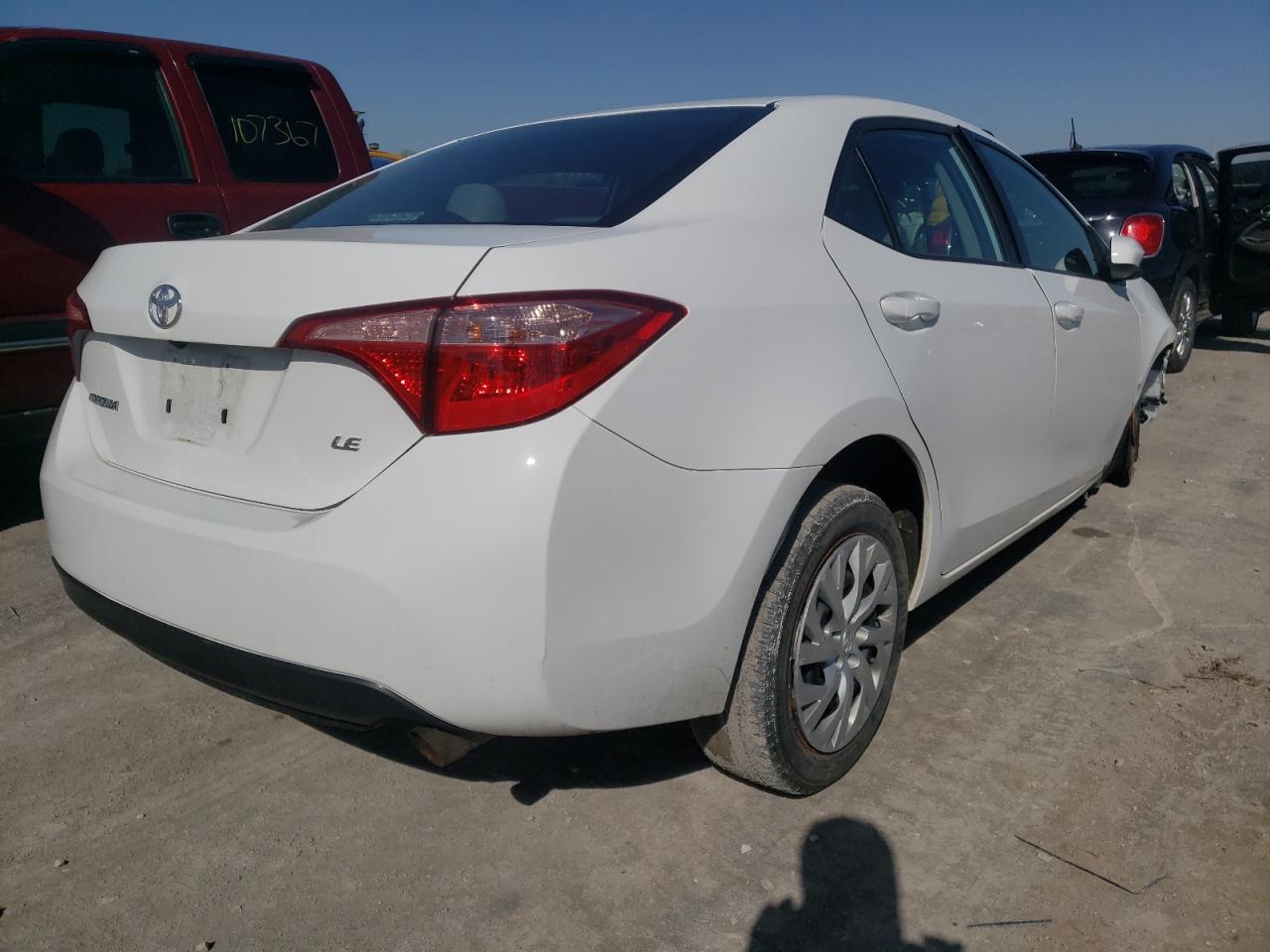 Photo 4 from auction – 2018 TOYOTA COROLLA L with VIN 5YFBURHE2JP818130
