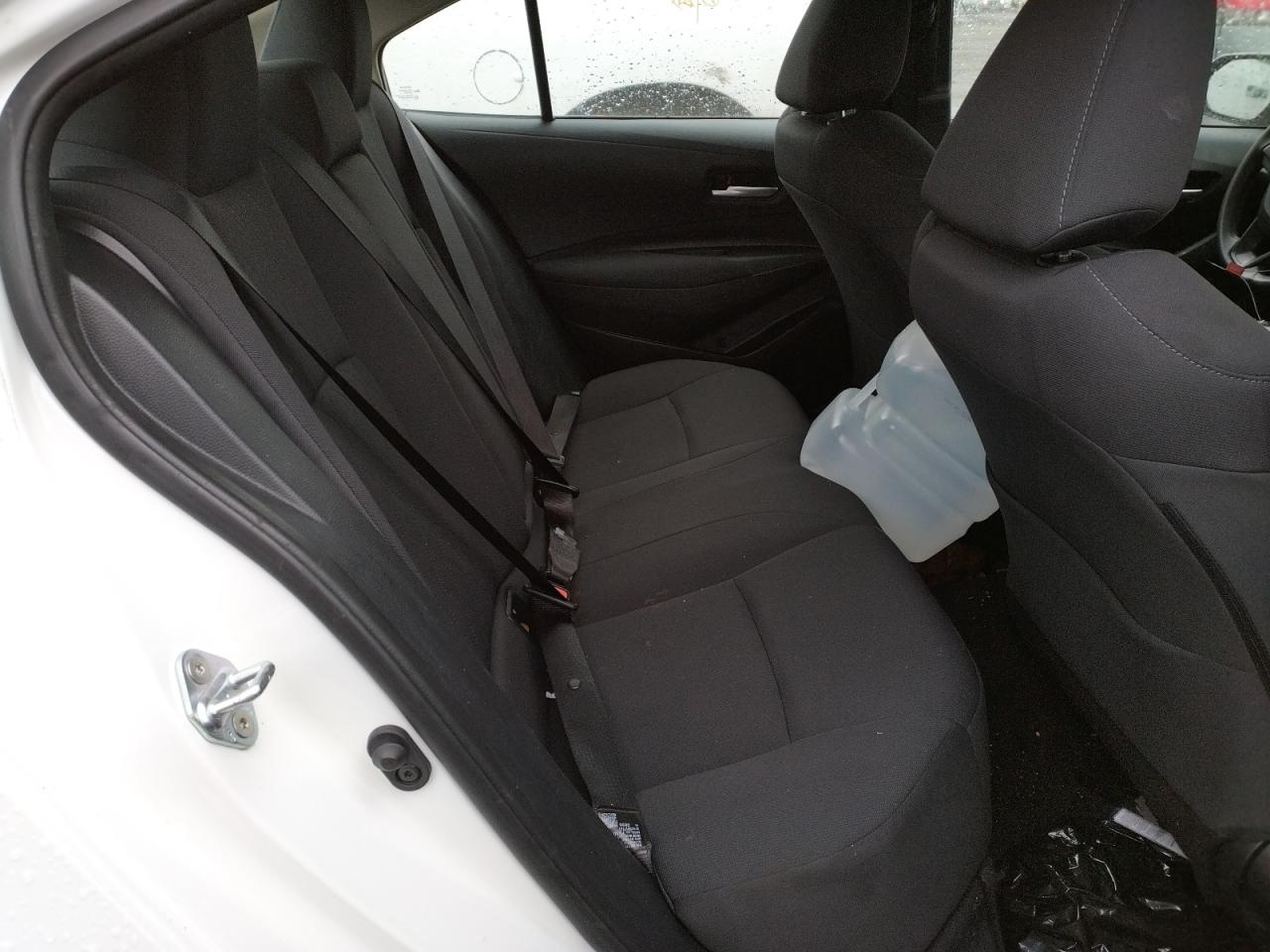 Photo 6 from auction – 2020 TOYOTA COROLLA LE with VIN 5YFEPRAE5LP107622