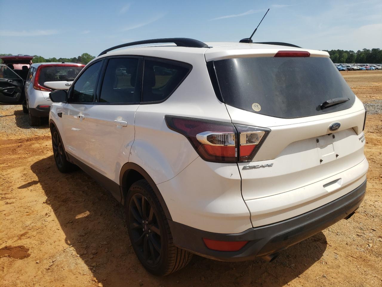 Photo 3 from auction – 2017 FORD ESCAPE TIT with VIN 1FMCU0JD1HUB42859