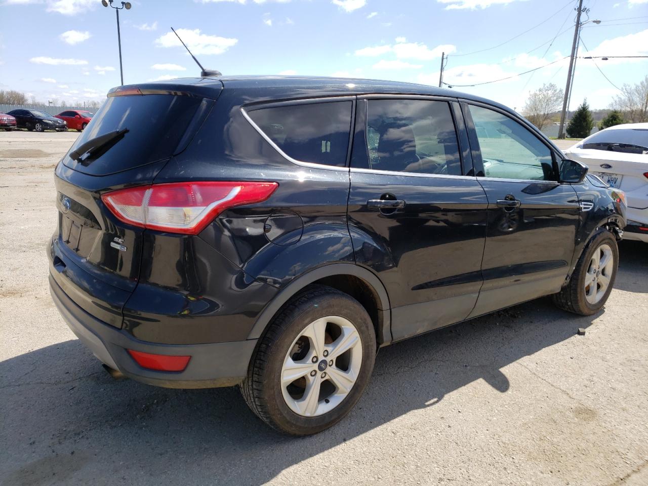 Photo 4 from auction – 2015 FORD ESCAPE SE with VIN 1FMCU9G91FUC44070