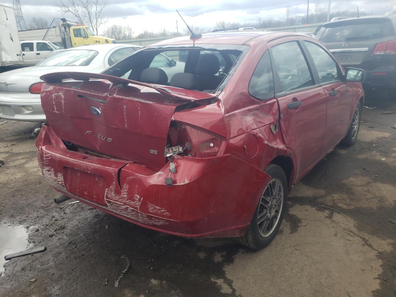 Photo 4 from auction – 2010 FORD FOCUS SE with VIN 1FAHP3FN2AW137741