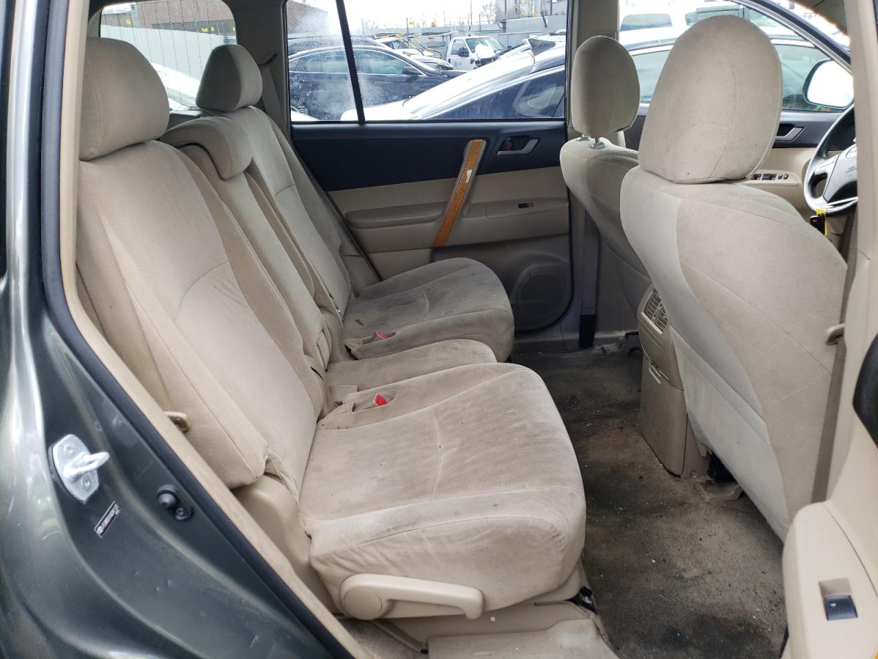 Photo 16 from auction – 2010 TOYOTA HIGHLANDER with VIN JTEBW3EH1A2041133