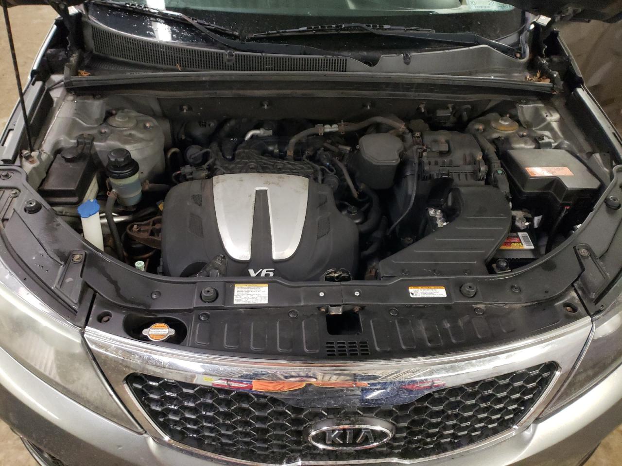 Photo 17 from auction – 2011 KIA SORENTO BA with VIN 5XYKT4A20BG076774