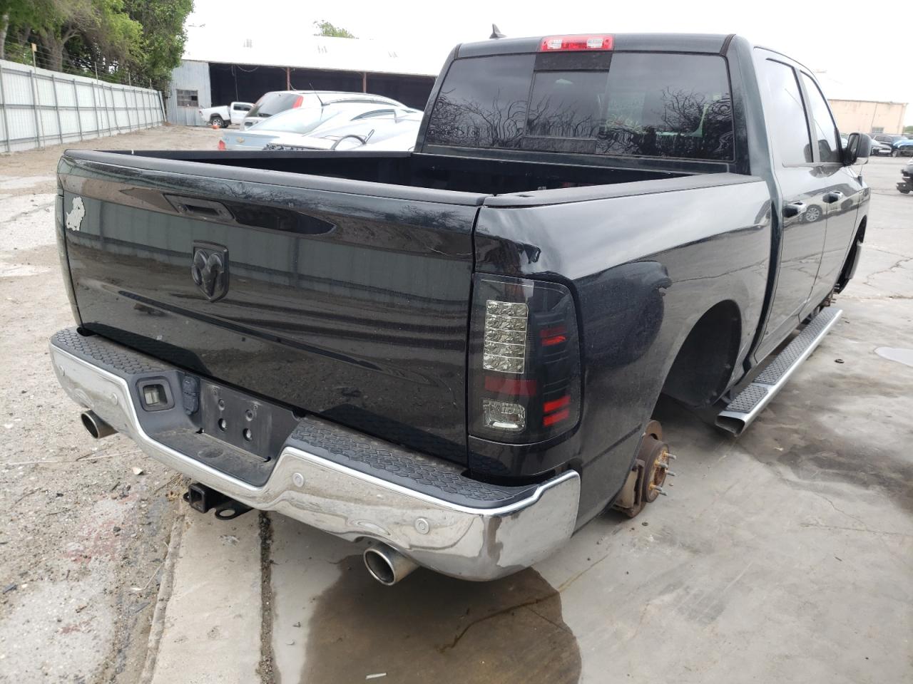 Фото 4 с аукциона – 2015 RAM 1500 SLT с VIN 1C6RR6LT6FS501520