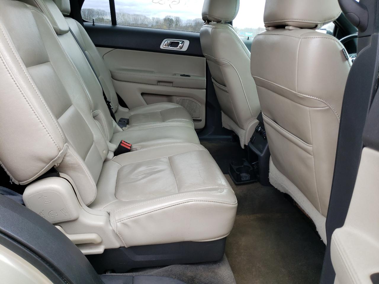 Photo 6 from auction – 2011 FORD EXPLORER X with VIN 1FMHK8D83BGA29106