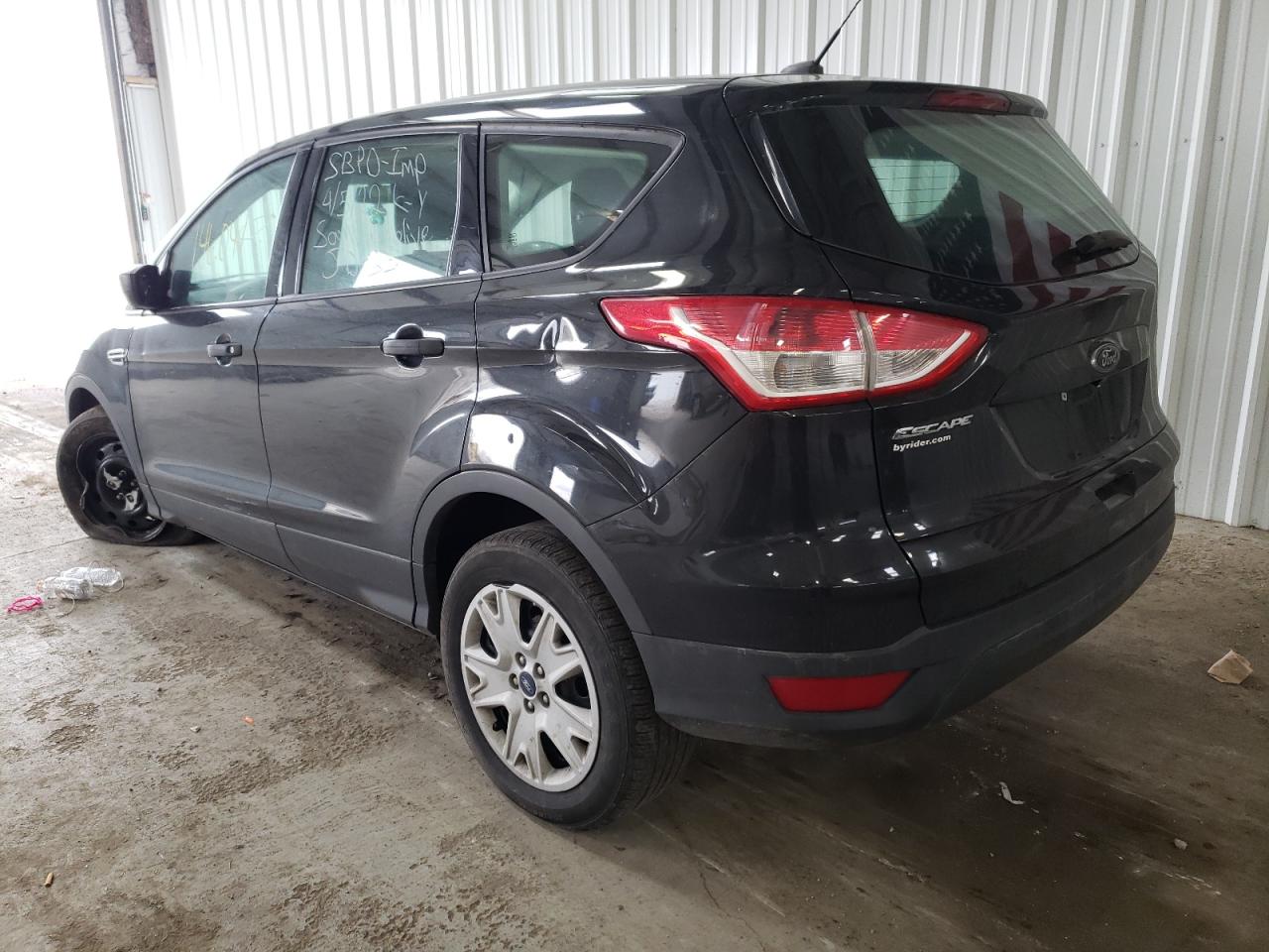 Photo 3 from auction – 2015 FORD ESCAPE S with VIN 1FMCU0F79FUA37969