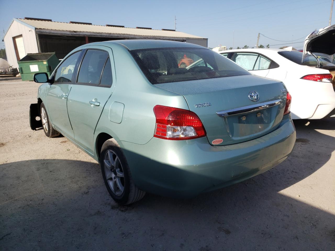Photo 3 from auction – 2010 TOYOTA YARIS with VIN JTDBT4K30A1376594