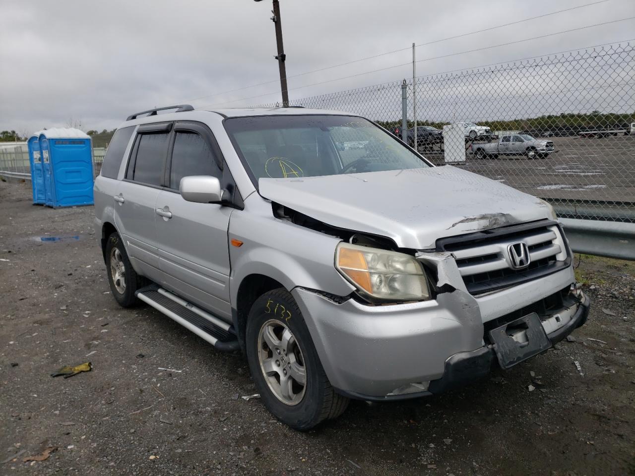 HONDA PILOT EX 2006 with VIN 2HKYF18716H502066 - Photo from auction