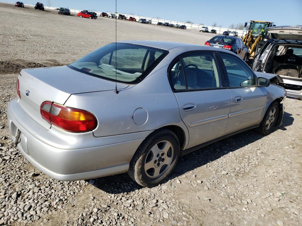Photo 4 from auction – 2003 CHEVROLET MALIBU with VIN 1G1ND52J33M539375